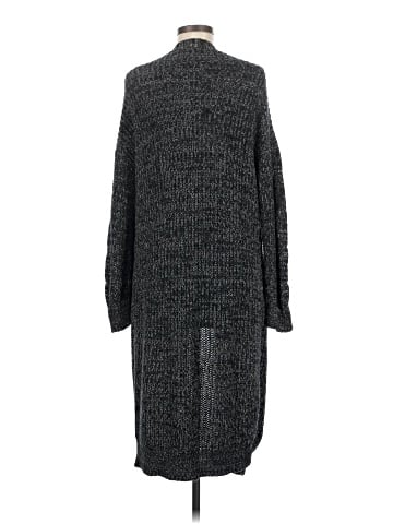 Agnes & Dora Cardigan (view 2)