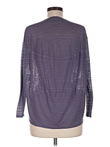 Lululemon Athletica 3/4 Sleeve T-Shirt (view 2)