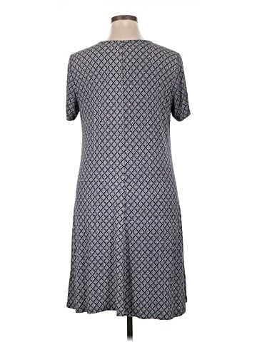 Old Navy Casual Dress (view 2)