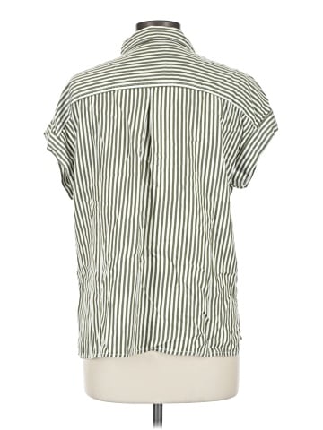 Velvet Heart Short Sleeve Button-Down Shirt (view 2)