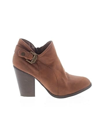 Daisy Fuentes Ankle Boots (view 1)