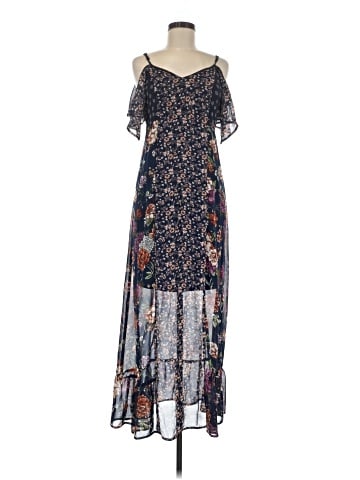 Xhilaration Casual Dress (view 1)