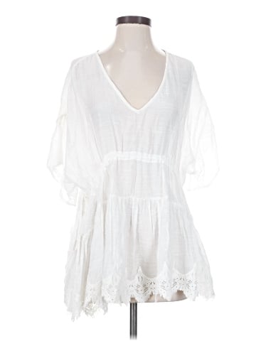 Entro 3/4 Sleeve Blouse (view 1)