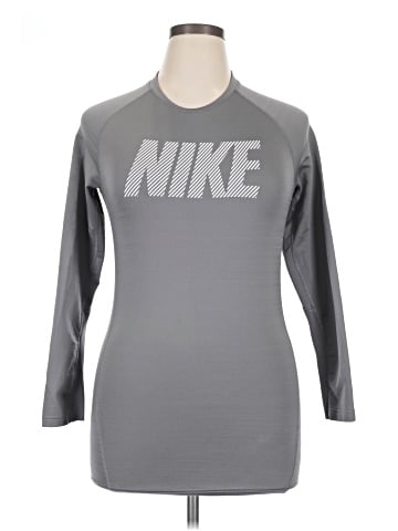 Nike Long Sleeve Top (view 1)