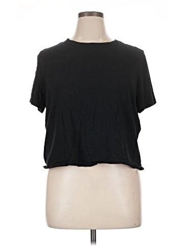 Old Navy Short Sleeve T-Shirt (view 1)