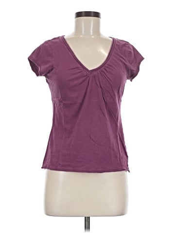 Old Navy Short Sleeve T-Shirt (view 1)