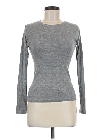 Brandy Melville Long Sleeve T-Shirt (view 1)
