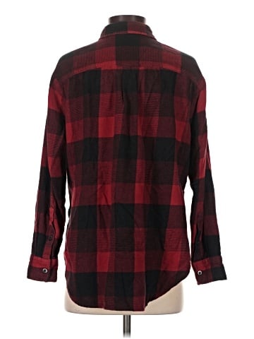 Madewell Flannel Side-Button Oversized Ex-Boyfriend Shirt in Buffalo Check (view 2)
