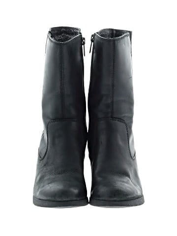 Ugg Boots (view 2)
