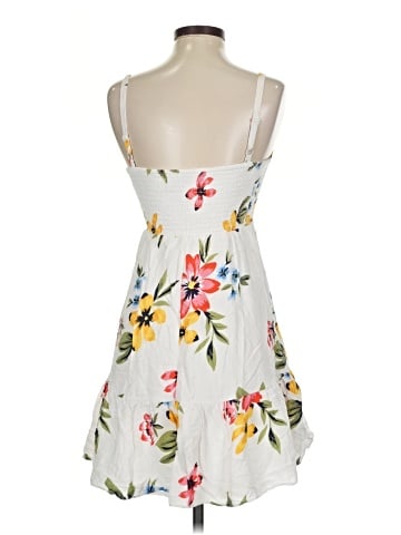 Old Navy Casual Dress (view 2)