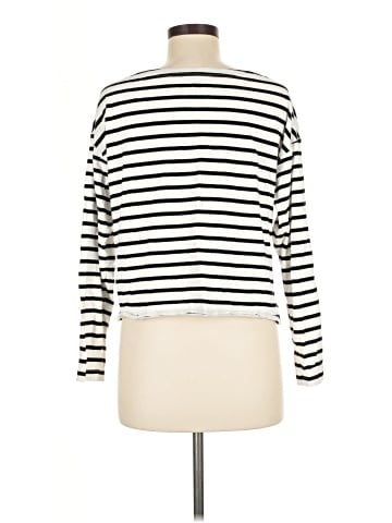 Old Navy Pullover Sweater (view 2)