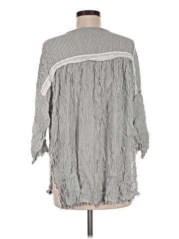 Billabong 3/4 Sleeve Blouse (view 2)