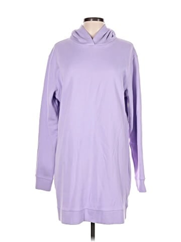 Fabletics Pullover Hoodie (view 1)