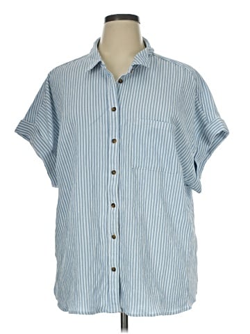 Velvet Heart Short Sleeve Button-Down Shirt (view 1)