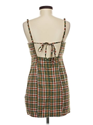 Urban Outfitters Casual Dress (view 2)