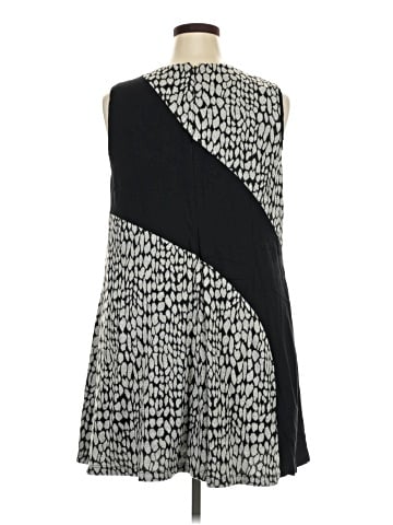 Hutch Casual Dress (view 2)