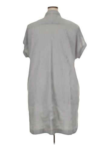 Vineyard Vines Casual Dress (view 2)