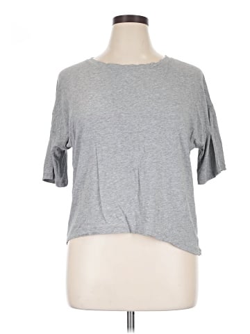 Lululemon Athletica Short Sleeve T-Shirt (view 1)