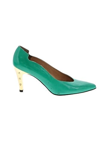 Stuart Weitzman Heels (view 1)