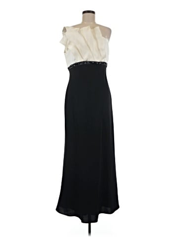 Carmen Marc Valvo Cocktail Dress (view 1)