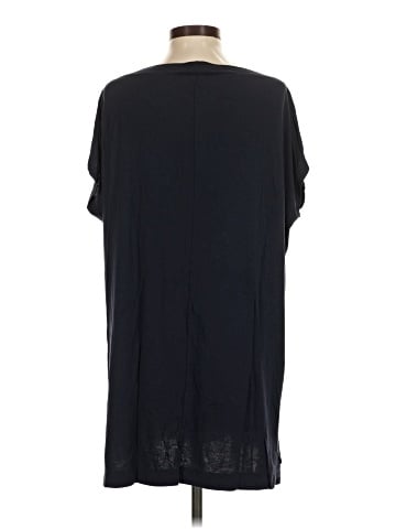 Vince. Short Sleeve Turtleneck (view 2)