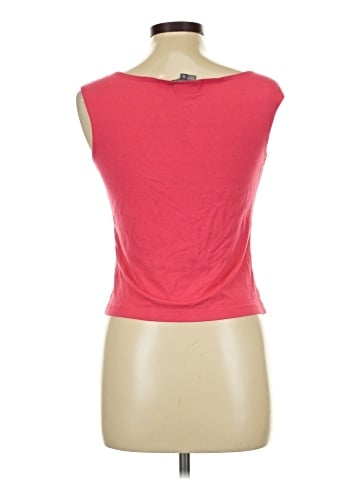 Kelly and Diane Sleeveless T-Shirt (view 2)