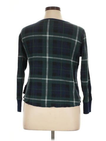 Old Navy Pullover Sweater (view 2)