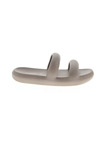 Old Navy Sandals (view 1)