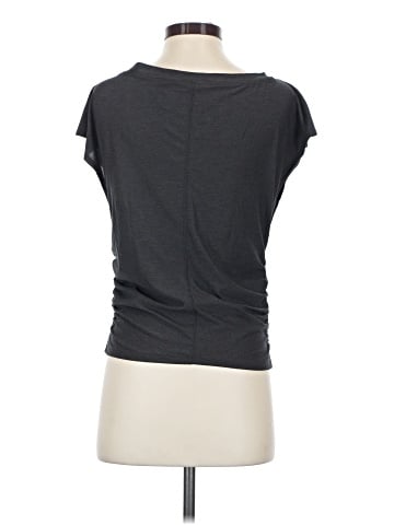 Active by Old Navy Sleeveless T-Shirt (view 2)
