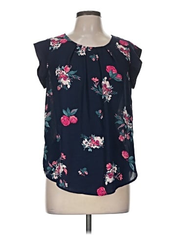 Sweet Rain Sleeveless Blouse (view 1)
