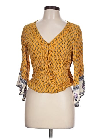 Xhilaration 3/4 Sleeve Blouse (view 1)