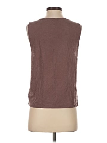 Gap Fit Sleeveless T-Shirt (view 2)