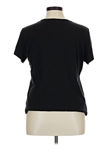 Croft & Barrow Short Sleeve T-Shirt (view 2)