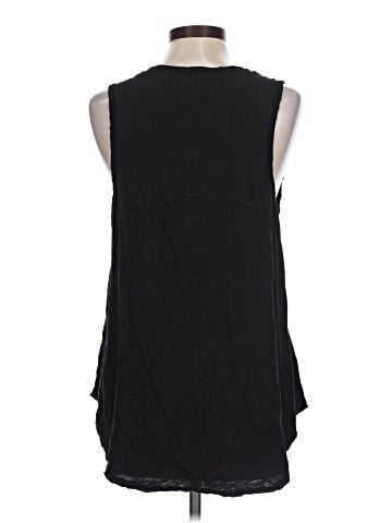 Dylan Sleeveless T-Shirt (view 2)