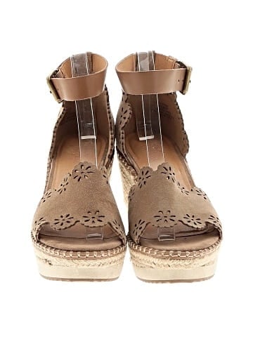 Crown Vintage Wedges (view 2)