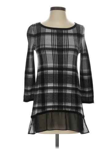 Cupio Pullover Sweater (view 1)