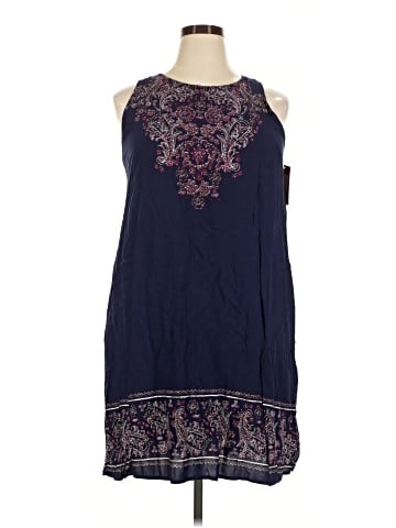 Xhilaration Casual Dress (view 1)
