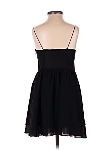 boa. Cocktail Dress (view 2)