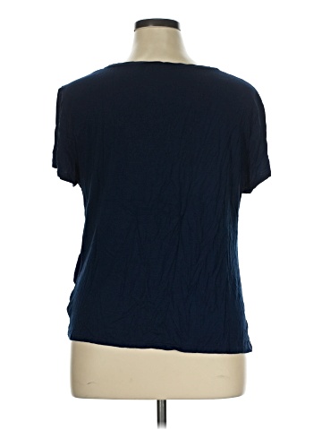 Nine Britton Short Sleeve T-Shirt (view 2)