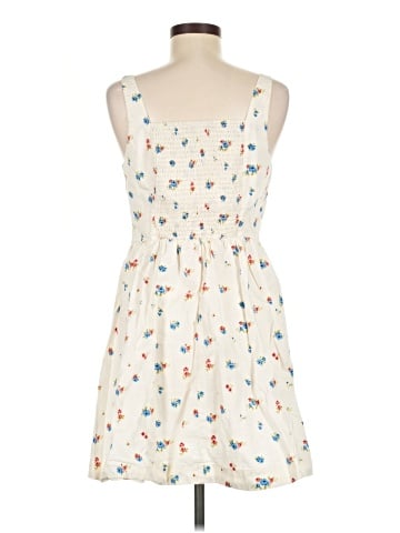 Old Navy Casual Dress (view 2)