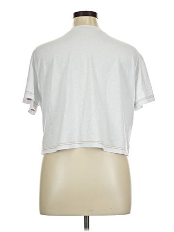 Nike Short Sleeve T-Shirt (view 2)