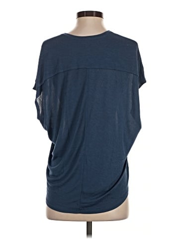 Vince. Short Sleeve Top (view 2)