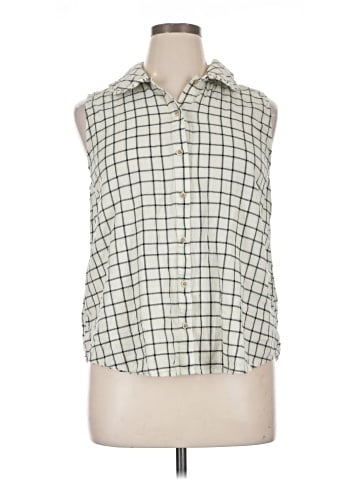 Treasure & Bond Sleeveless Button-Down Shirt (view 1)