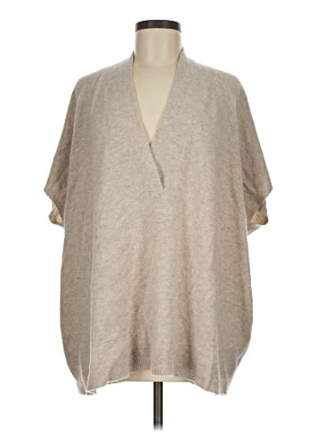 Vince. Poncho (view 1)