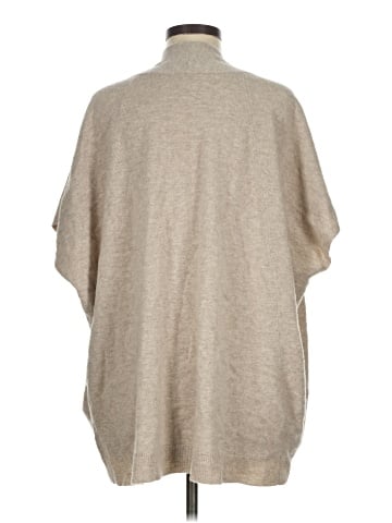Vince. Poncho (view 2)