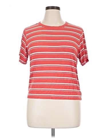 American Eagle Outfitters Short Sleeve Top (view 1)