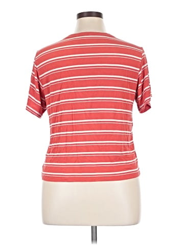 American Eagle Outfitters Short Sleeve Top (view 2)