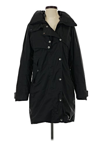 Nau Raincoat (view 1)