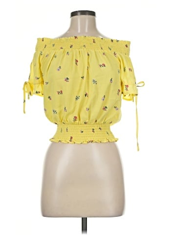 E&M Collection Sleeveless Blouse (view 1)