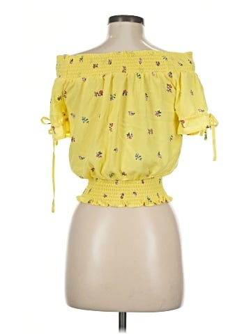 E&M Collection Sleeveless Blouse (view 2)